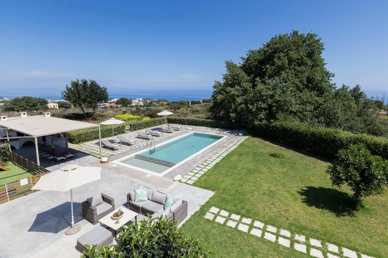 Lux Villa Mia With Heated Pool, 2Km To Beach & Childrens Area! Mikro Metochi Dış mekan fotoğraf
