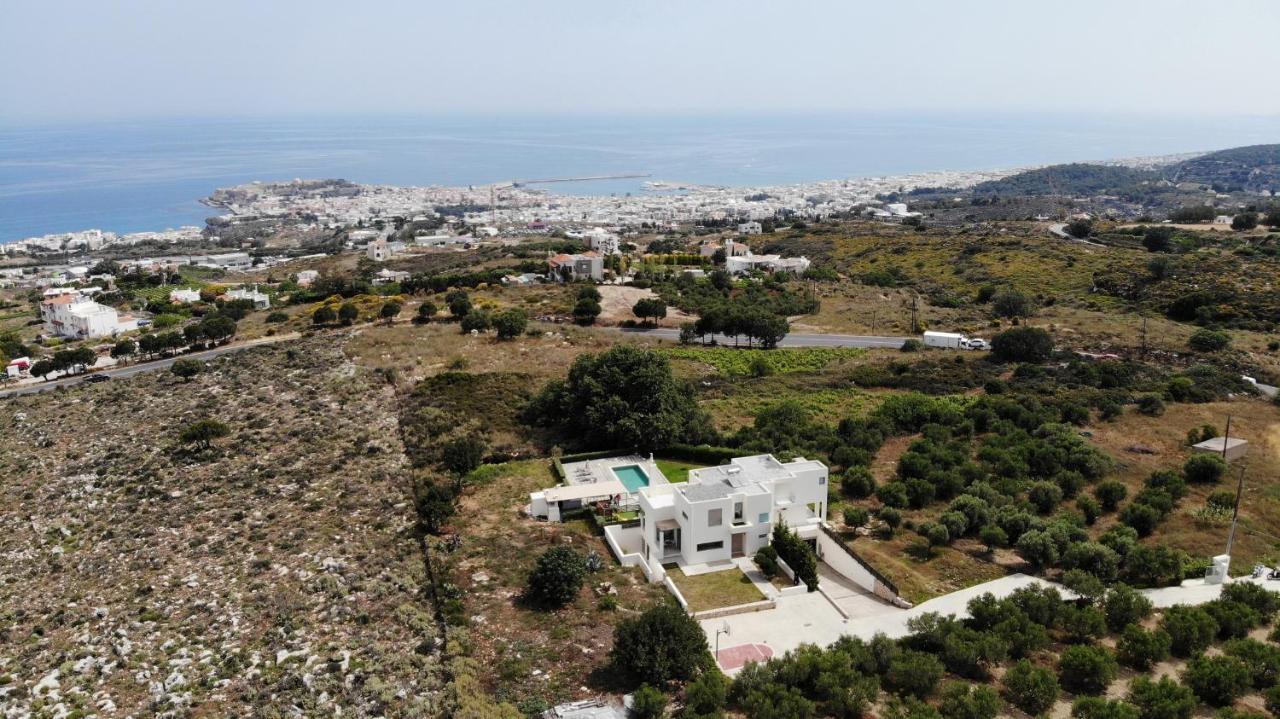 Lux Villa Mia With Heated Pool, 2Km To Beach & Childrens Area! Mikro Metochi Dış mekan fotoğraf